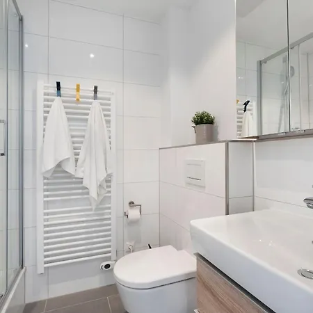 Weidenweg 14- Sonnenblume 9 *